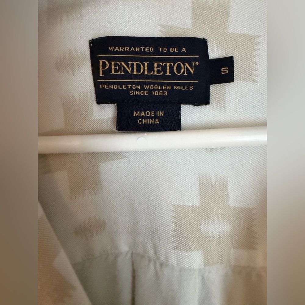 Pendleton Cropped Rayon Shirt Women’s Small - Picture 3 of 5